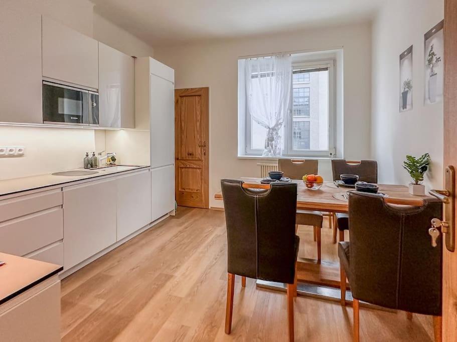 L'mai Riverside Appartement *